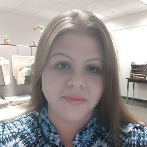 Meet your Posher, Adrienne